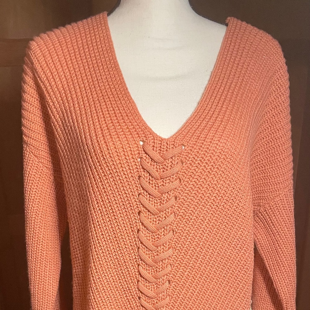 Jessica Simpson Oversized V-Neck Pullover Sweater - Size M - Coral